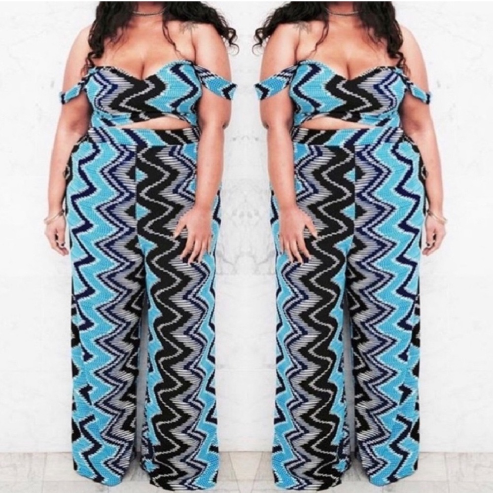 DO NOT BUY: ISO this set in a 2x/xxl